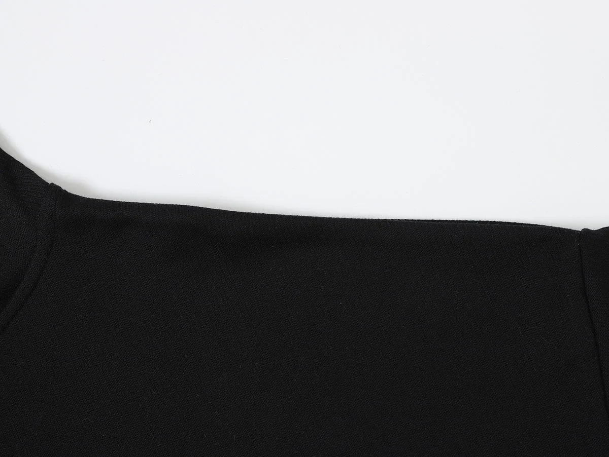 360 GSM  100% COTTON BOXY CROPPED FIT QUARTER-ZIP 'BLACK 'SWATERSHIRT - Image 3